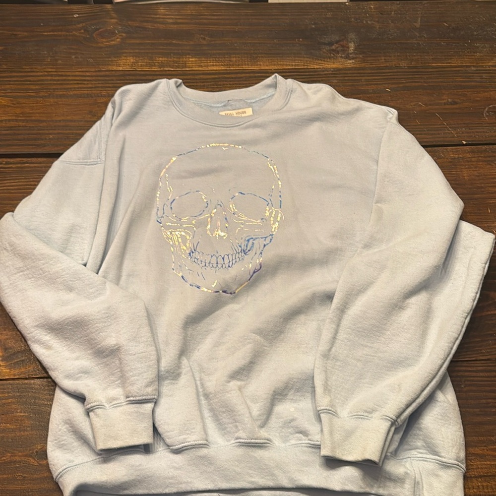 SKULL HOUSE DESIGNS LIGHT BLUE SKULL SWEATSHIRT
